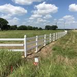 3 rail ranch style vinyl fence
