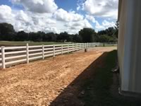 4 rail ranch style vinyl fence