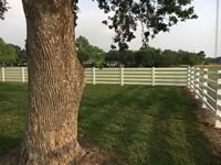 5 rail ranch style vinyl fence