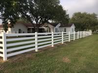 5 rail ranch style vinyl fence